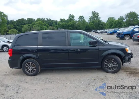 2017 Dodge Grand Caravan Sxt from USA, damaged, VIN 2C4RDGCG7HR766192